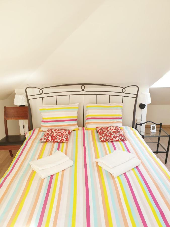 Exceptional Uzupis Bridge 3 Bedroom Apartment 빌뉴스 외부 사진